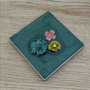 Floral Enarmel Compact Mirror